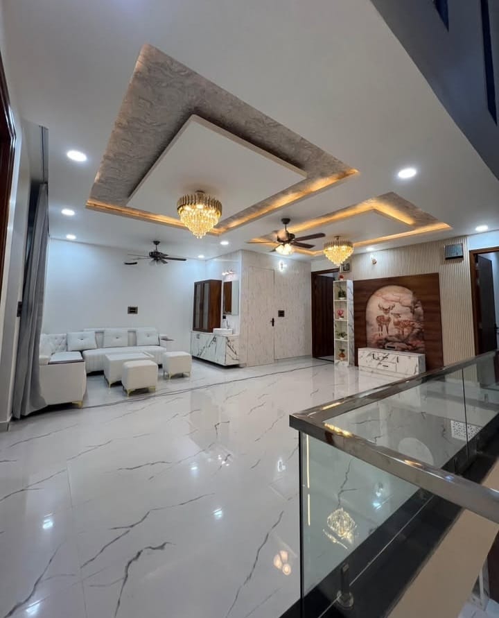 3.5 BHK + Pooja Room Builder Floor For Sale in Builder Floor