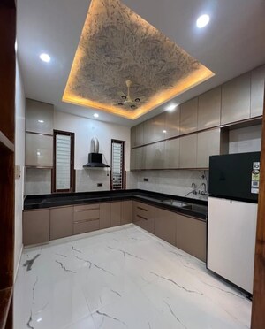 Kitchen in 3.5 BHK Builder Floor at Sector 37 – for Sale