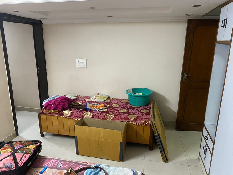 Room, green park extension 2 Bedroom 900 Sq.Ft. Builder Floor In Green Park Extension Delhi 8736069