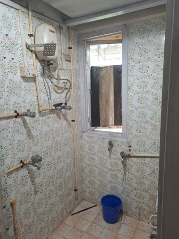 Bathroom in 1 BHK Apartment at Sher E Punjab, Andheri East – for Rent