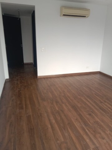 Room in 3 BHK Builder Floor at Sushant Lok 3, Sector 57 – for Rent
