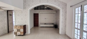Furnished Amenities in 4 BHK Villa at White Acres Apartment, Whitefield – for Sale