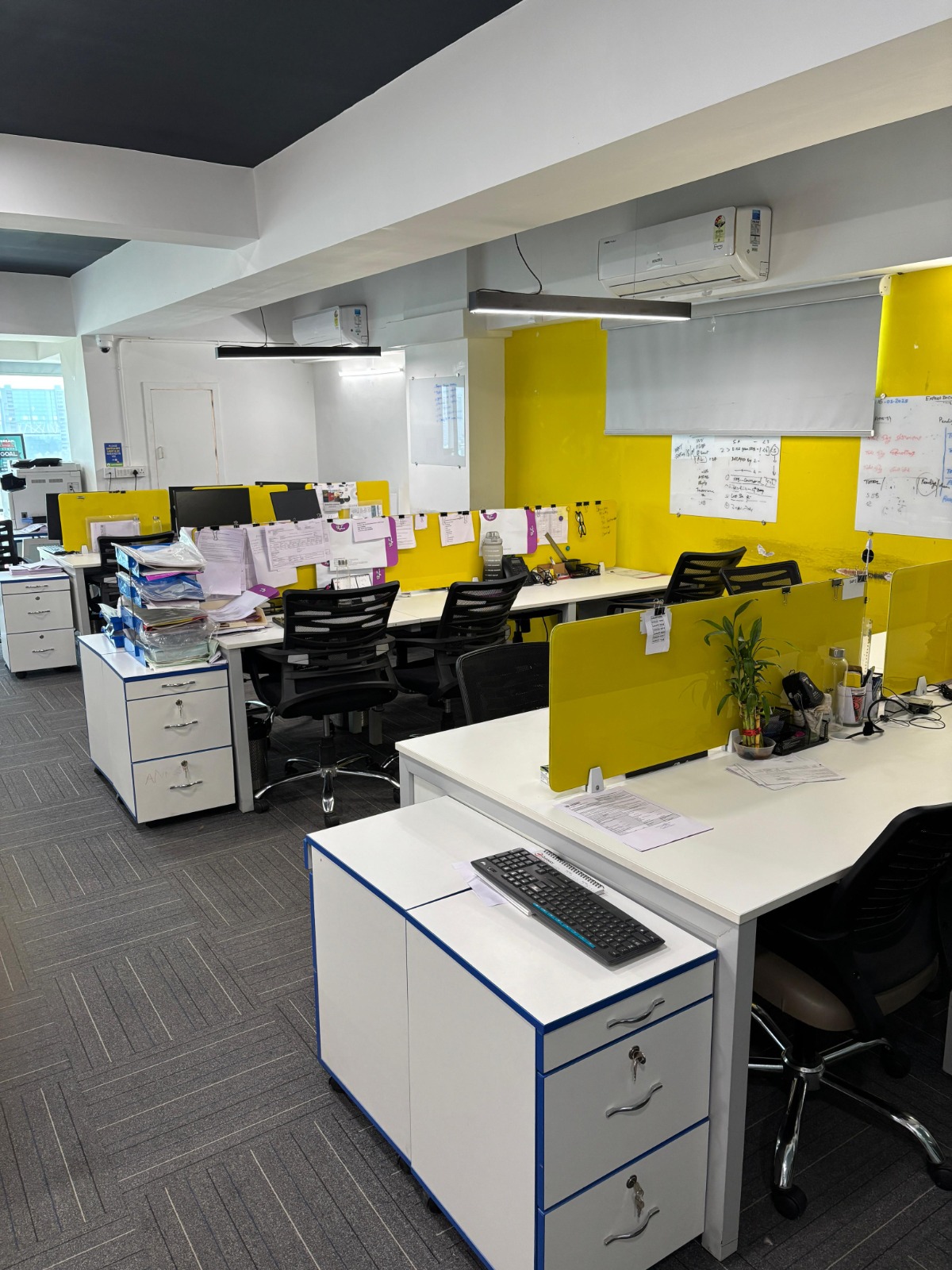 Office Space For Rent in Thaltej