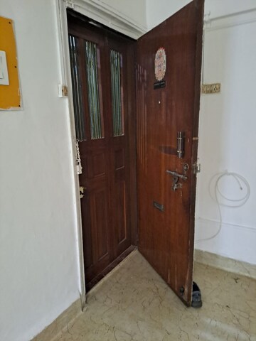 Furnished Amenities in 2 BHK Apartment at Sher E Punjab, Andheri East – for Rent