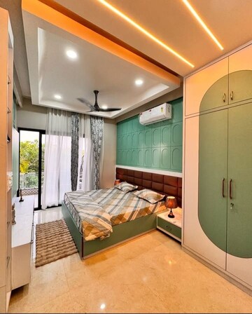 Living Room in 3.5 BHK Builder Floor at Sector 30 – for Sale