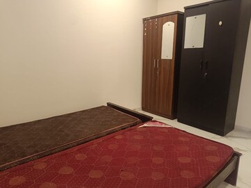 Room in  Pg at Kandivali West – for Rent