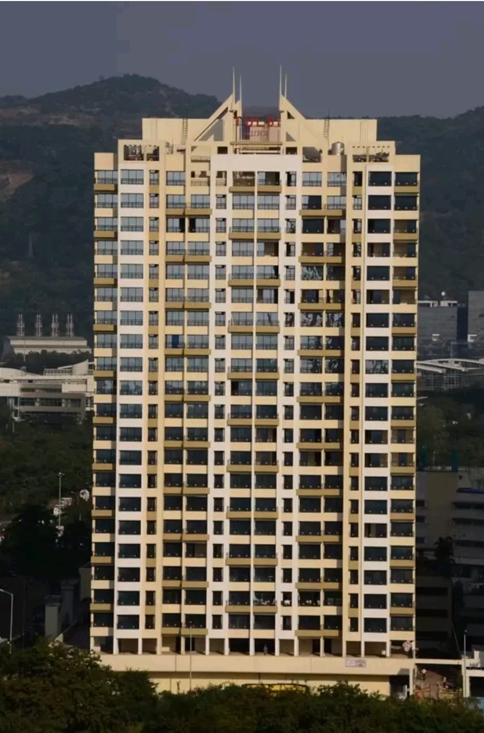 2 BHK Apartment For Sale in Tulsi Aura Mumbai