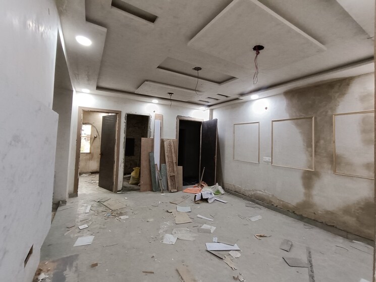  Parking, burari 3 Bedroom 900 Sq.Ft. Builder Floor In Burari Delhi 8737652