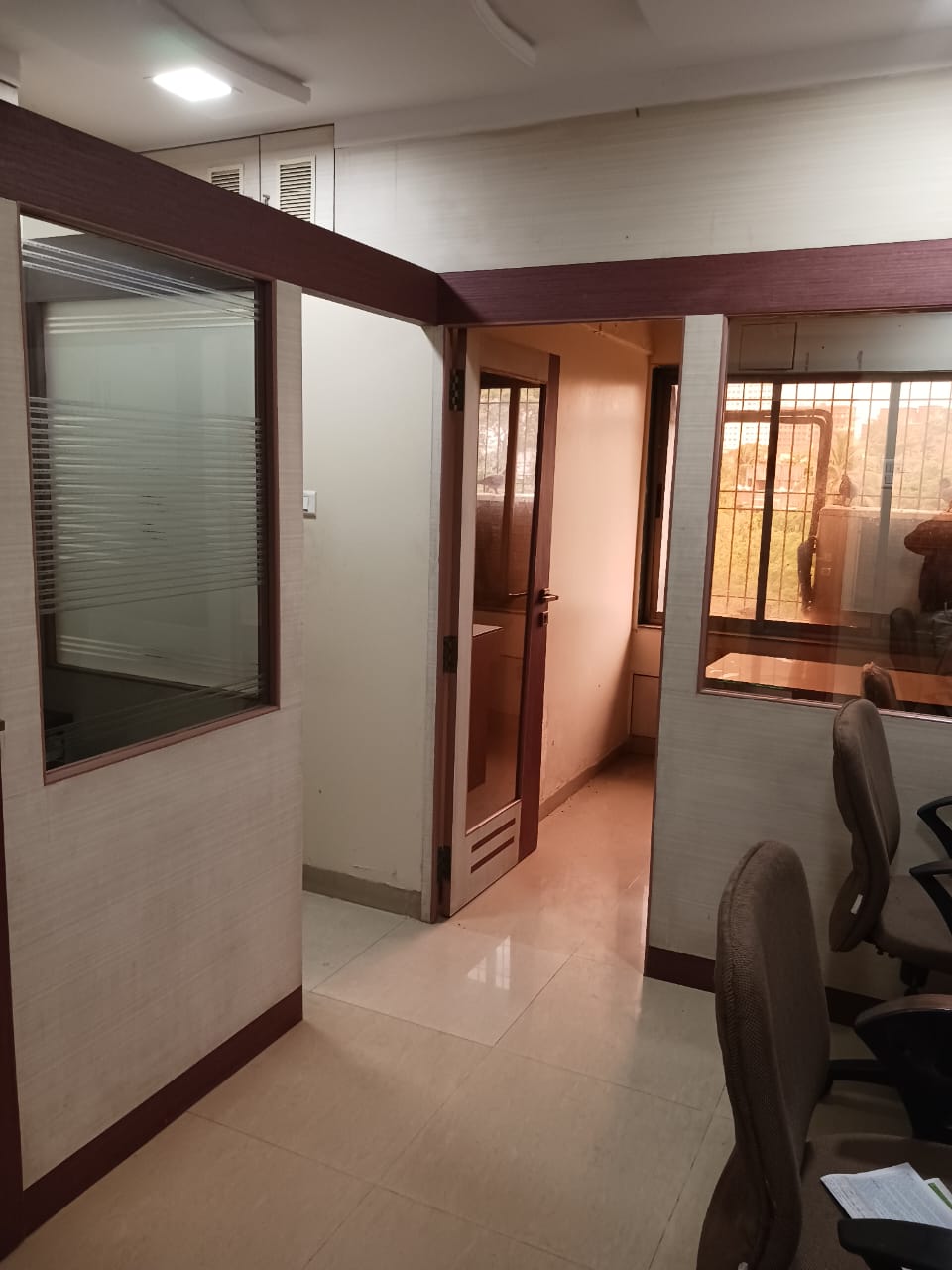 Office Space For Rent in Link Road 