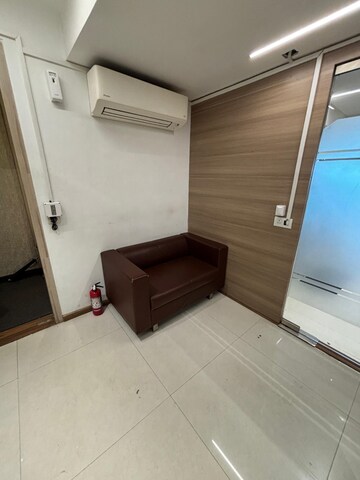   Office Space at Thaltej – for Rent