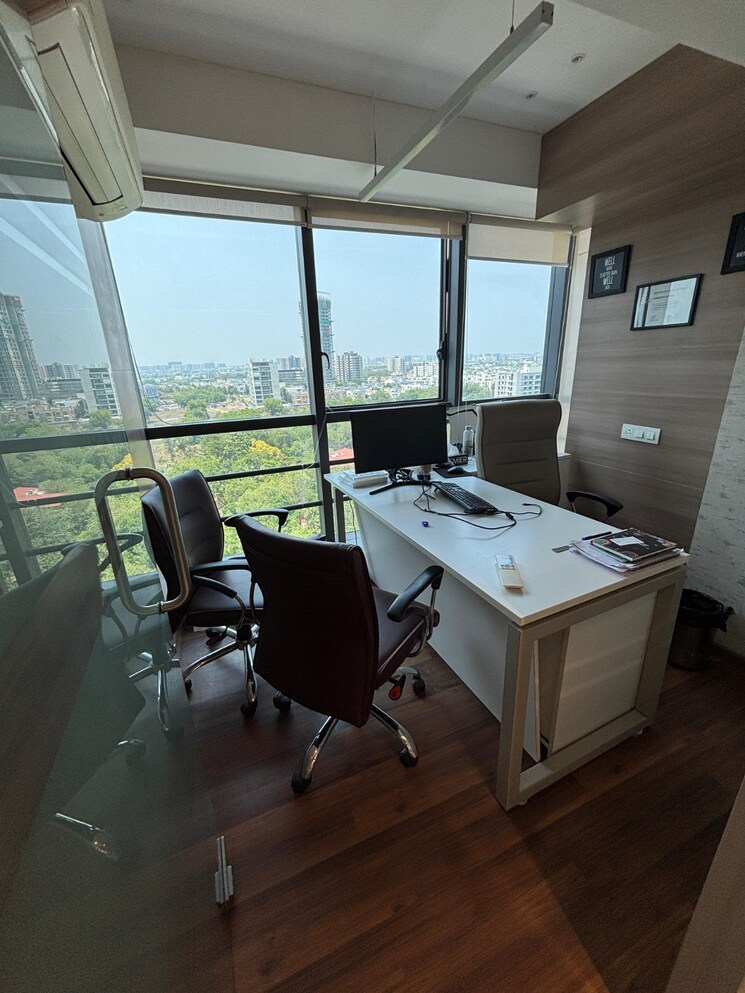Team Area, thaltej Commercial Office Space 2266 Sq.Ft. In Thaltej Ahmedabad 8736866