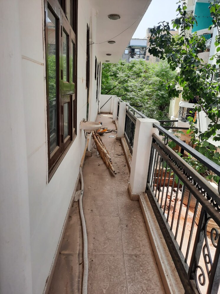 Balcony, sakher bazar 2 Bedroom 780 Sq.Ft. Apartment In Sakher Bazar Kolkata 8737041