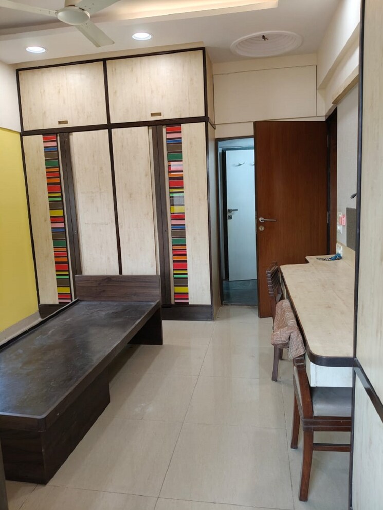 Bedroom, santacruz west 3 Bedroom 1200 Sq.Ft. Apartment In Santacruz West Mumbai 8737056