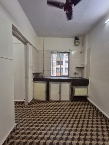 Living Room in 1 BHK Apartment at Jasmine Poonam Complex, Kandivali East – for Rent