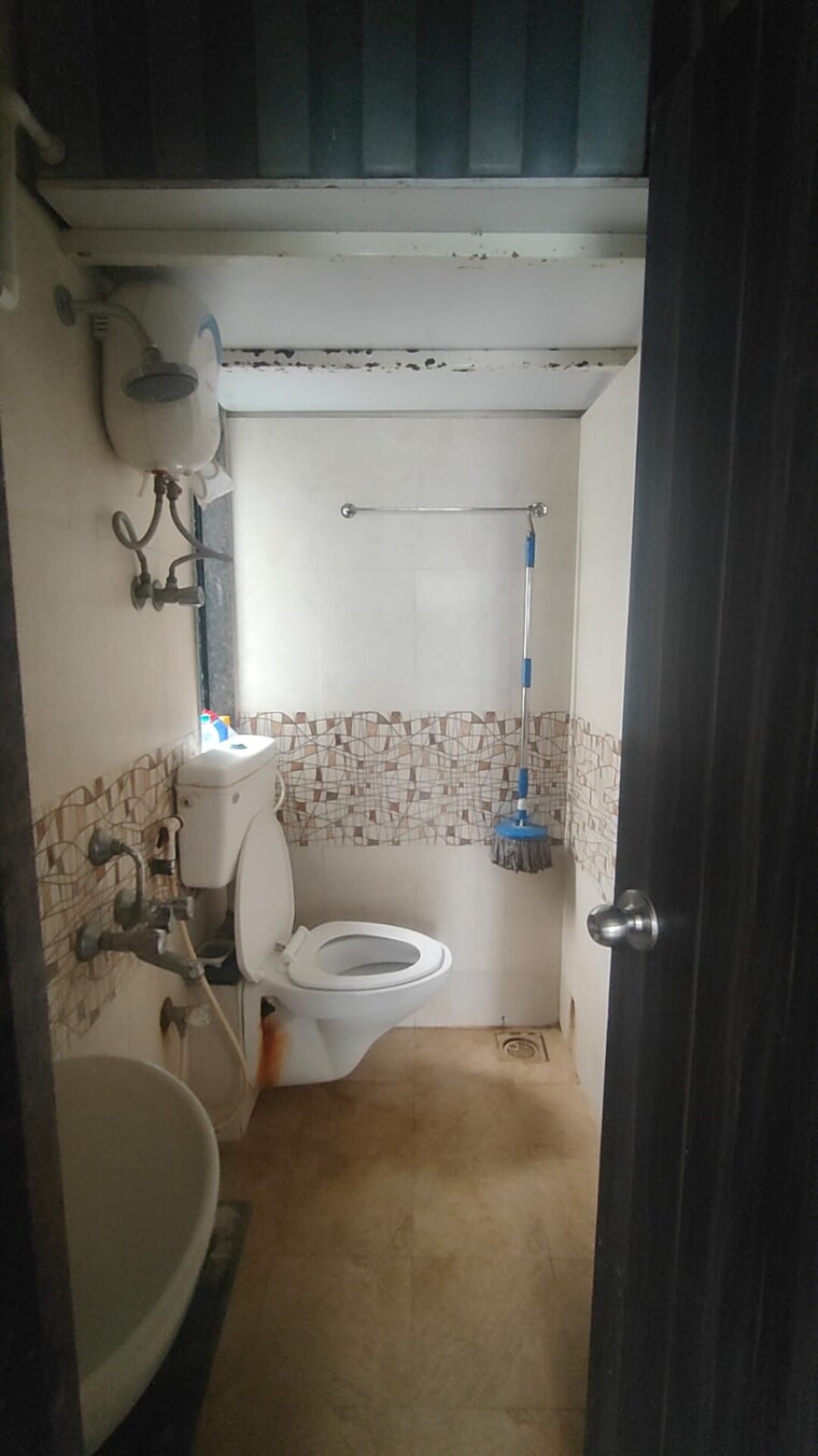 Bathroom, sumit-greendale 1 Bedroom 410 Sq.Ft. Apartment In Virar West Palghar 8737116
