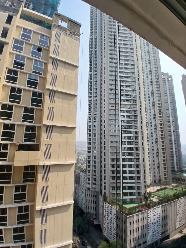 Exterior View, shapoorji-pallonji-siennaa 1.5 Bedroom 515 Sq.Ft. Apartment In Kandivali East Mumbai 8736339