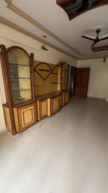 Room in 2 BHK Apartment at Kumar Urban Kubera Colony, Kondhwa – for Sale