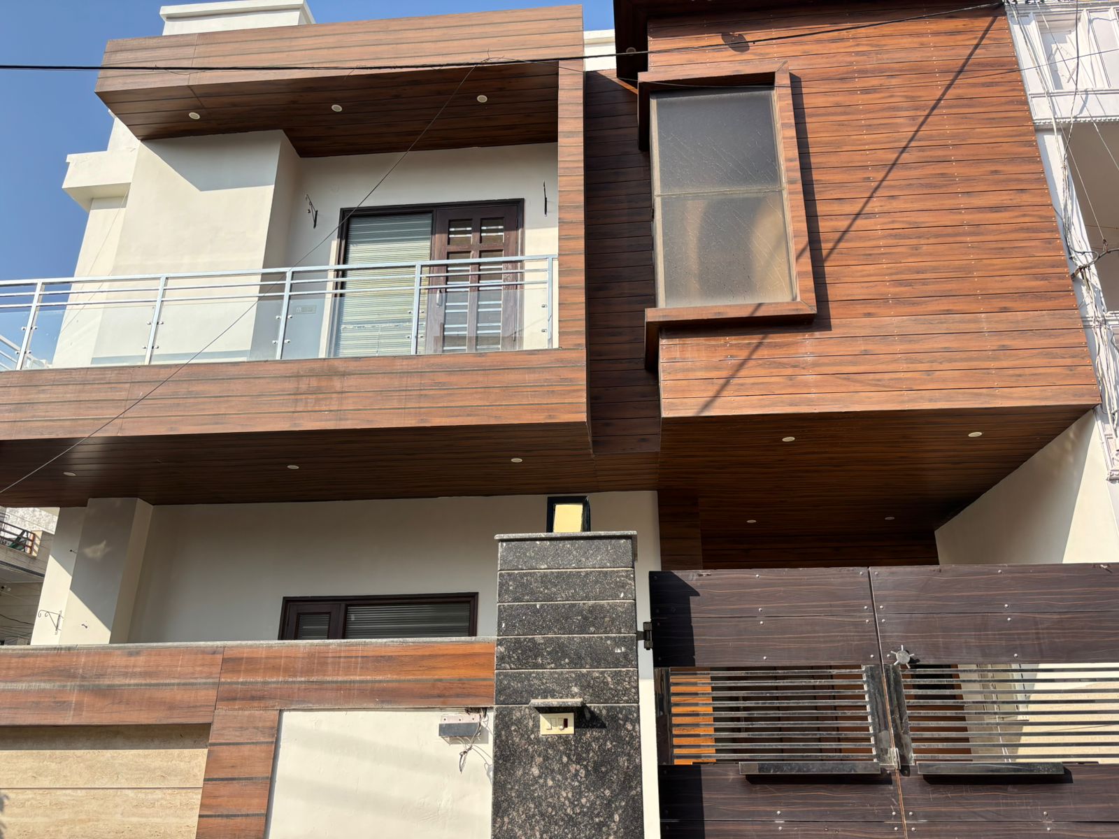 5 BHK Independent House For Rent in Sector 9