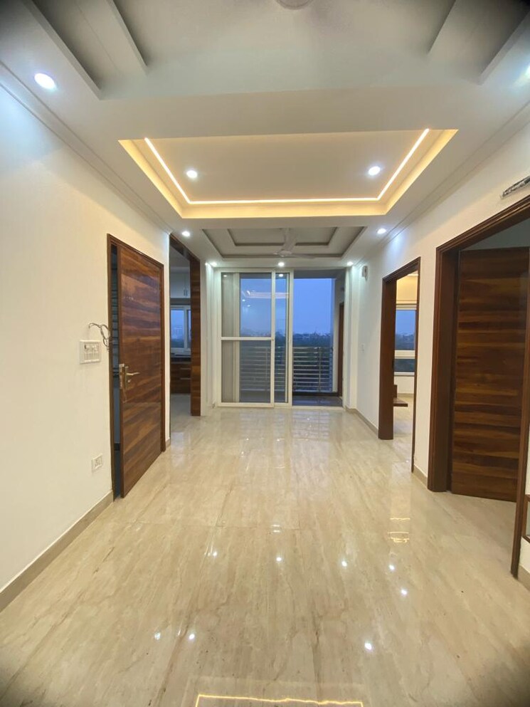 Room, sector 23 dwarka 3 Bedroom 900 Sq.Ft. Builder Floor In Sector 23 Dwarka Delhi 8737684
