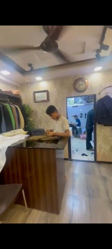Team Area in  Shop at Andheri West – for Rent