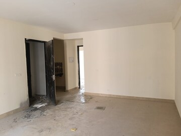 Room in 2 BHK Builder Floor at Signature Global Park, Sohna Sector 36 – for Sale