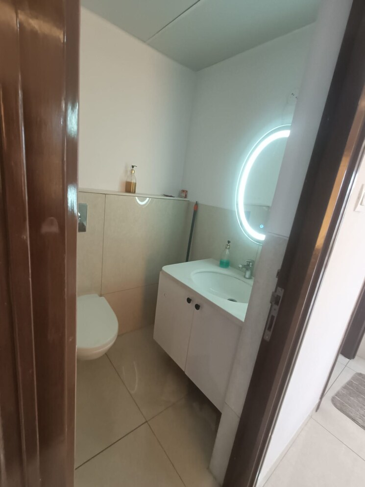 Bathroom, aparna-serene-park 3 Bedroom 2225 Sq.Ft. Apartment In Kondapur Hyderabad 8738092