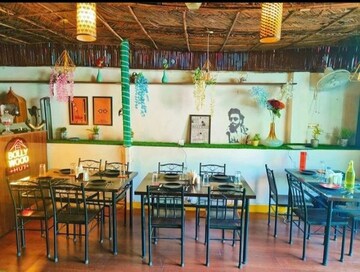  Shop For Rent in Turner Road