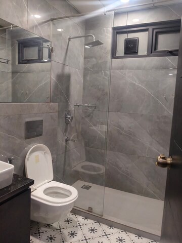 Bathroom in 1 BHK Builder Floor at Sushant Vyapaar Kendra, Sector 43 – for Rent