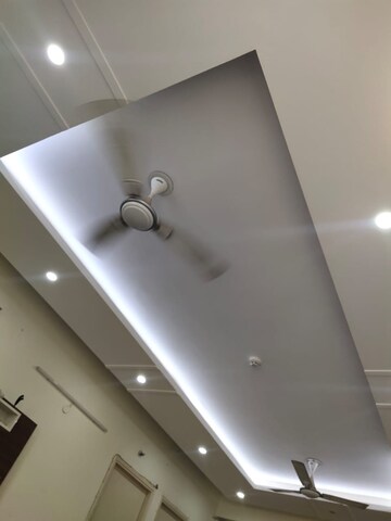 Furnished Amenities in 2 BHK Apartment at Aims Golf City, Sector 75 – for Rent
