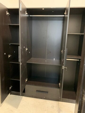 Bathroom in 3 BHK Penthouse at Indiabulls Centrum Park, Sector 103 – for Rent