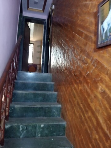 Staircase in 2 BHK Apartment at Sanpada – for Rent