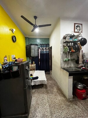 Parking in 6 BHK Independent House at SA HOMES I, Uttam Nagar – for Sale