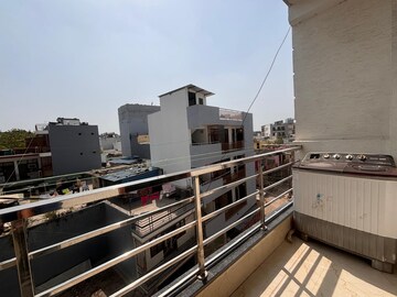 2 BHK Builder Floor – Exterior View View at Paryavaran Complex - for Rent