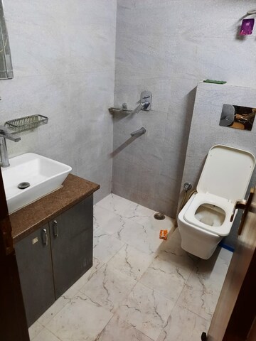 Master Bedroom in 2 BHK Builder Floor at Malviya Nagar – for Rent