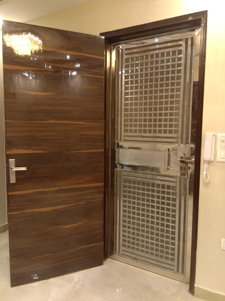 Bathroom, sa-homes-i 3.5 Bedroom 915 Sq.Ft. Builder Floor In Uttam Nagar Delhi 8738306