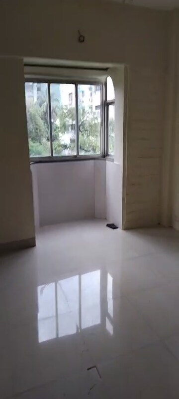 Room in 2 BHK Apartment at Dadar West – for Rent