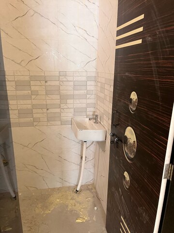 Bathroom in 2 BHK Independent House at Mowa – for Rent