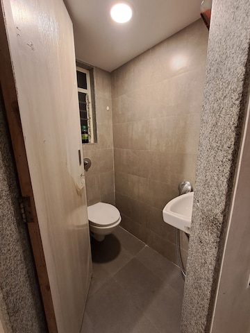 2 BHK Apartment For Rent in Suyog CHS Borivalli, Borivali West