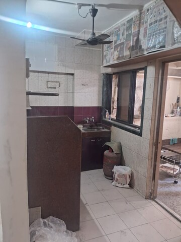 Kitchen in 1.5 BHK Apartment at Prabhadevi – for Rent