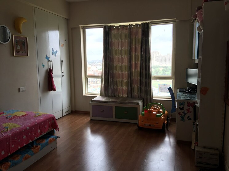 Master Bedroom, unitech-the-close-north 3 Bedroom 1997 Sq.Ft. Apartment In Sector 50 Gurgaon 8738336