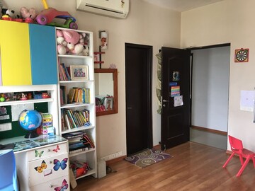 Master Bedroom in 3 BHK Apartment at Unitech The Close North, Sector 50 – for Rent