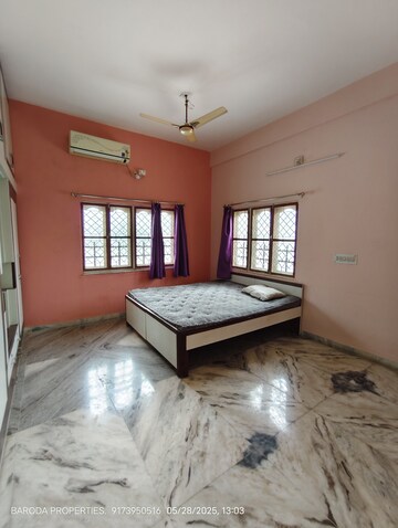 Bedroom in 4 BHK Villa at Gotri – for Rent