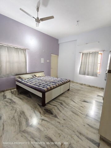 Bedroom in 4 BHK Villa at Gotri – for Rent