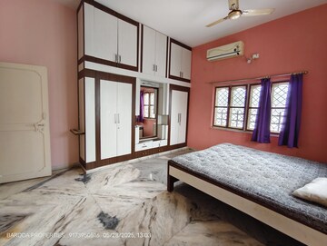 Bedroom in 4 BHK Villa at Gotri – for Rent