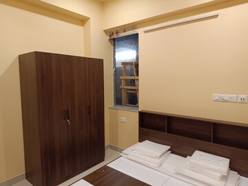 Room in 2 BHK Apartment at Godrej Seven, Joka – for Rent