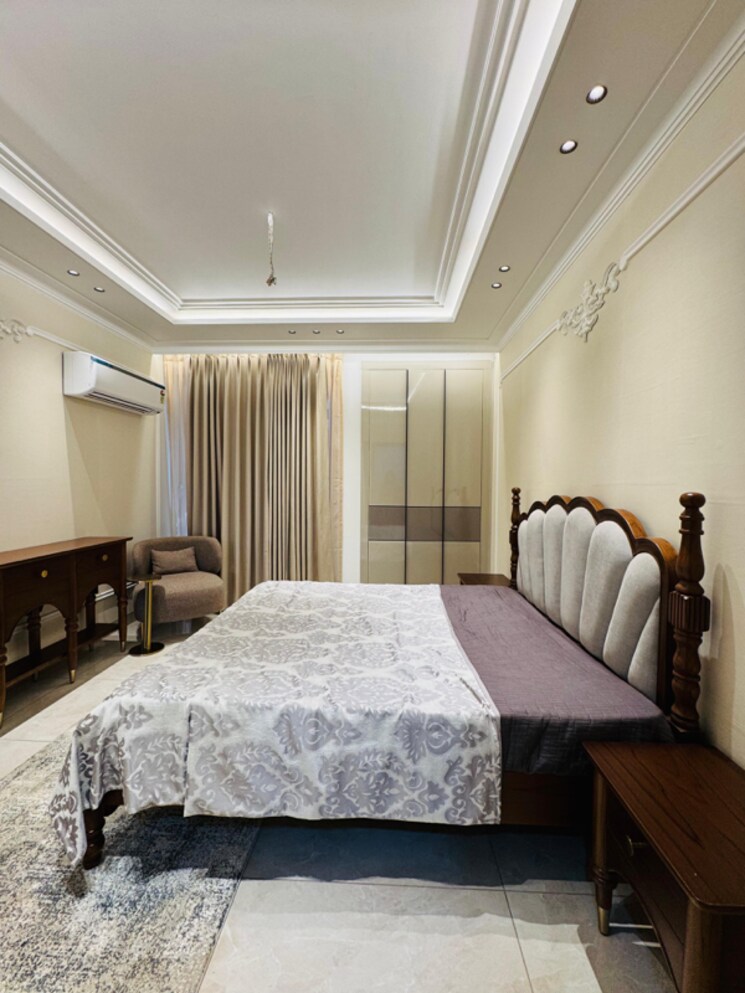 Bedroom, nagla road 3 Bedroom 225 Sq.Yd. Apartment In Nagla Road Zirakpur 8738360