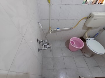 Bathroom in 1 BHK Apartment at Kothrud – for Rent