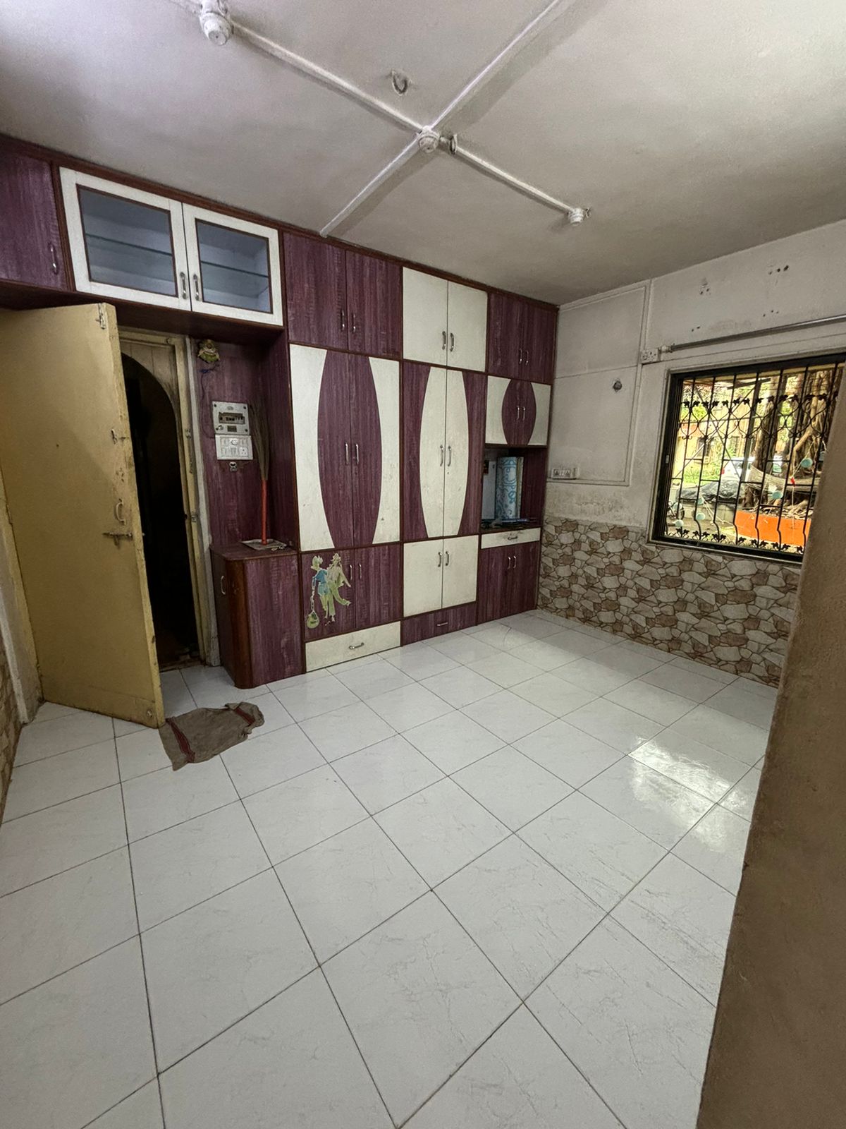 1 RkApartment For Rent in Azad Metro