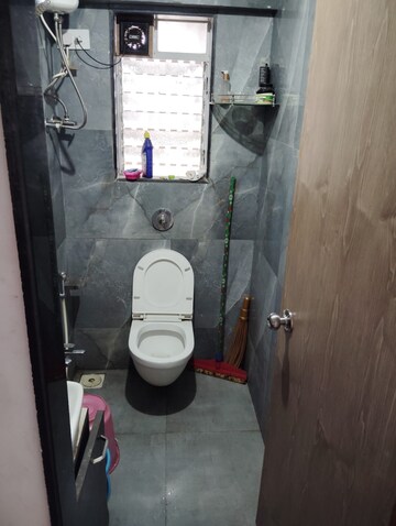 Bathroom in 1 BHK Apartment at Shraddha Pinnacle, Vikhroli East – for Rent