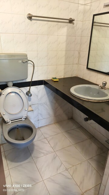 Bathroom in 2.5 BHK Apartment at Amiya Apartments, Santacruz West – for Sale